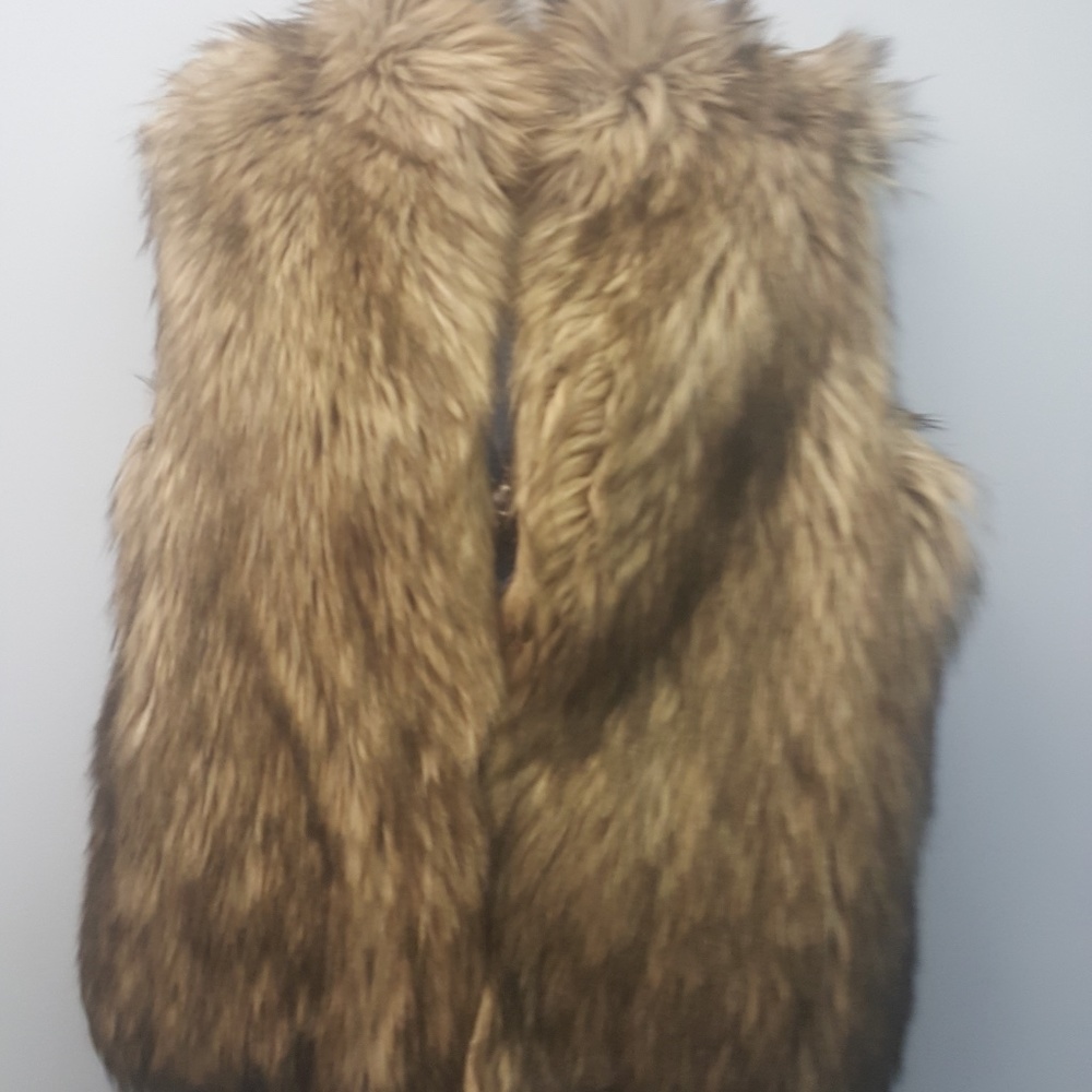 COYOTE FAUX FUR VEST EDDIE BAUER SIZE L
